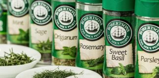 Kiedy dodaje się majeranek do zupy?