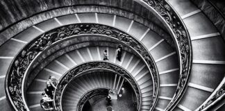 Ile trwa lot samolotem do Rzymu?