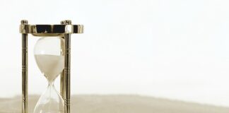 Jak długo trwa lot z Katowic do Tajlandii?