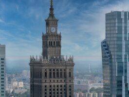 Gdzie bawi się Warszawa?